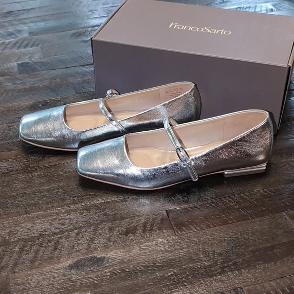 NWT - Franco Sarto Tinsley Metallic Silver Ballet Flats - Picture 3 of 11